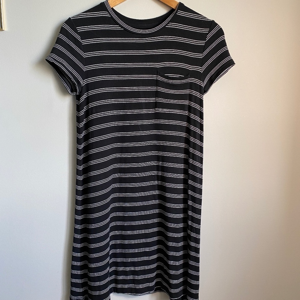 Lou & Gray Women's Black with White Stripes Heavy T-Shirt Dress Size X-Small
